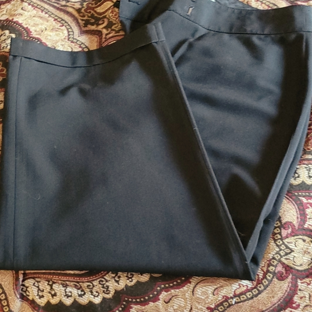 Capri pants